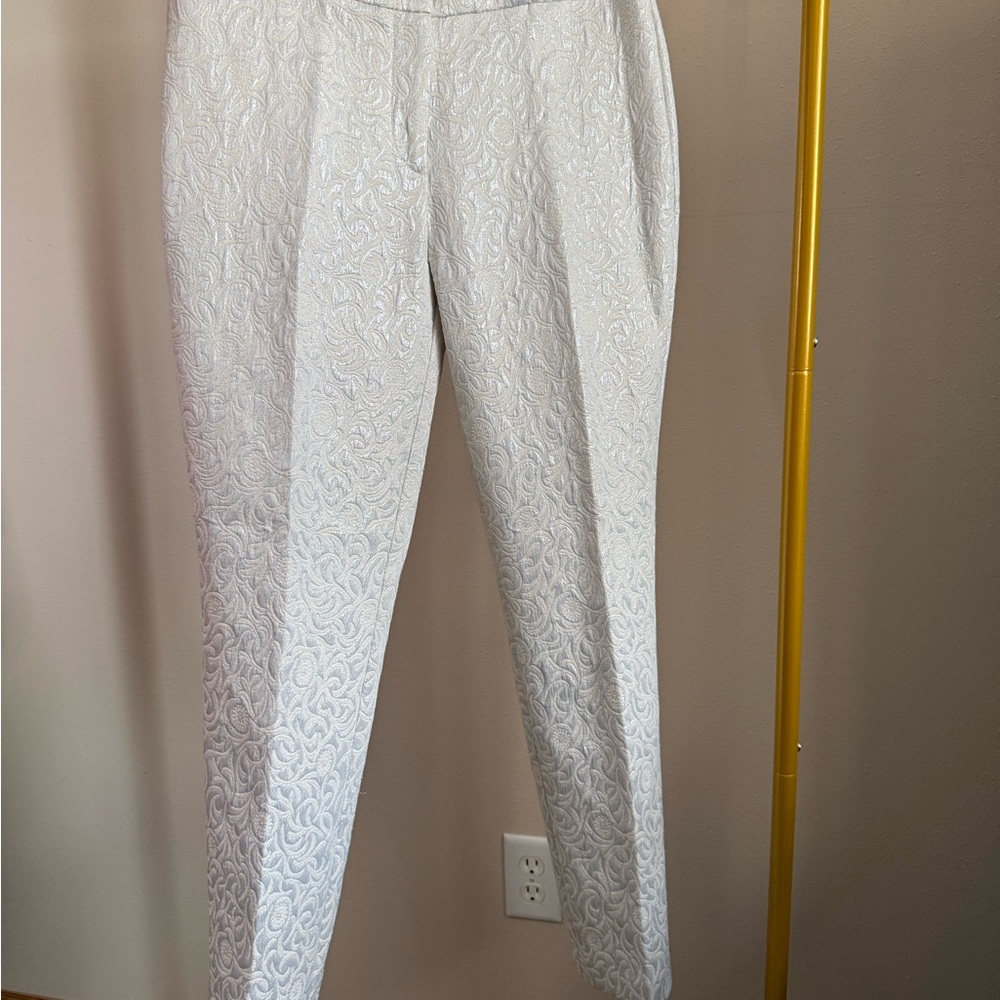 Ann Taylor Cream Textured Ankle Pants Size 6 Jacquard Work Trousers Neutral - Picture 3 of 7